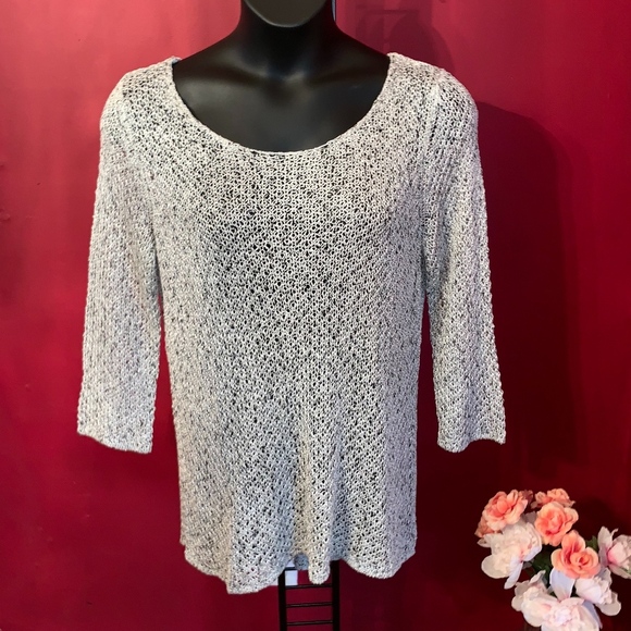 THE LIMITED GREY CROCHET TOP SIZE XL - Picture 1 of 4